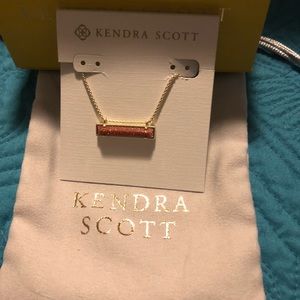 Kendra Scott Goldstone Leanor Bar Pendant
